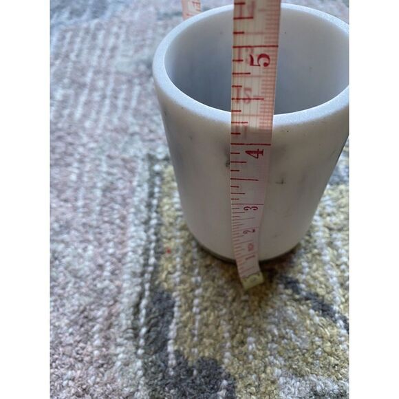 Target Threshold Bathroom organizer tray and cup
Heavy Faux Marble design - Picture 12 of 14